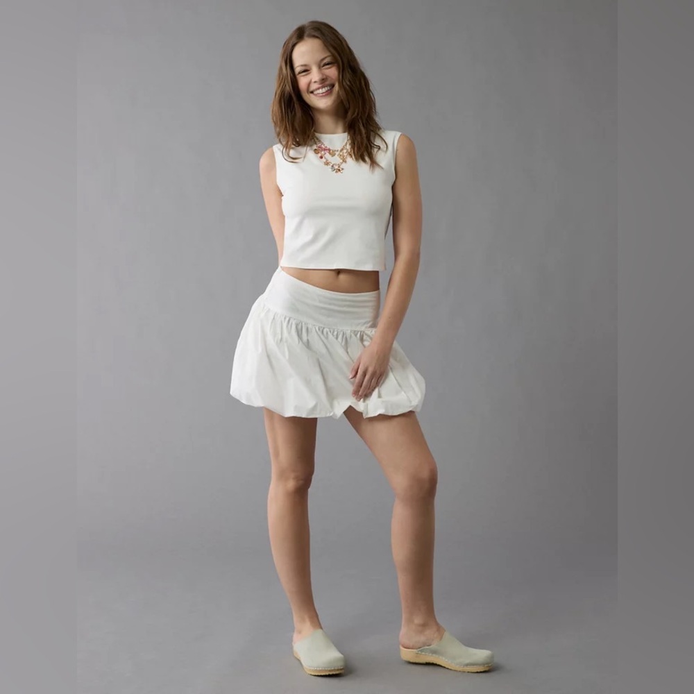 American Eagle Bubble Mini Skirt. Large